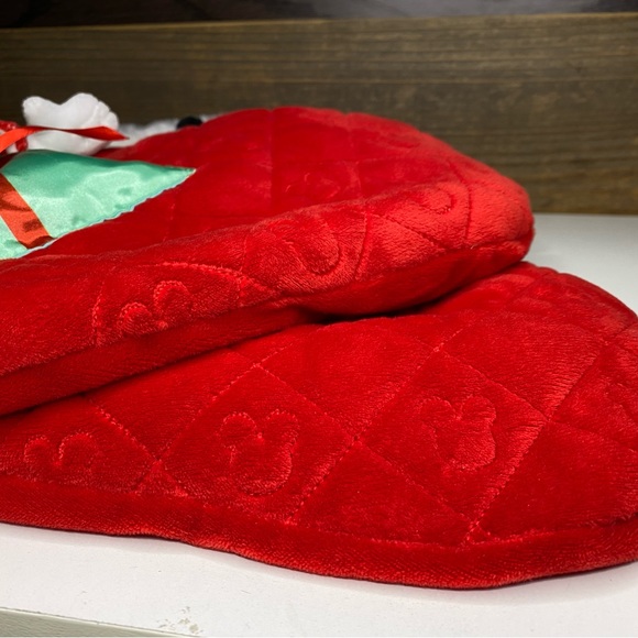 Disney Mickey and Minnie plush stockings - Picture 10 of 13